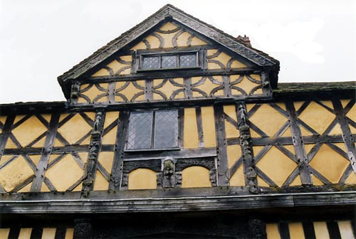 Stokesay Castle